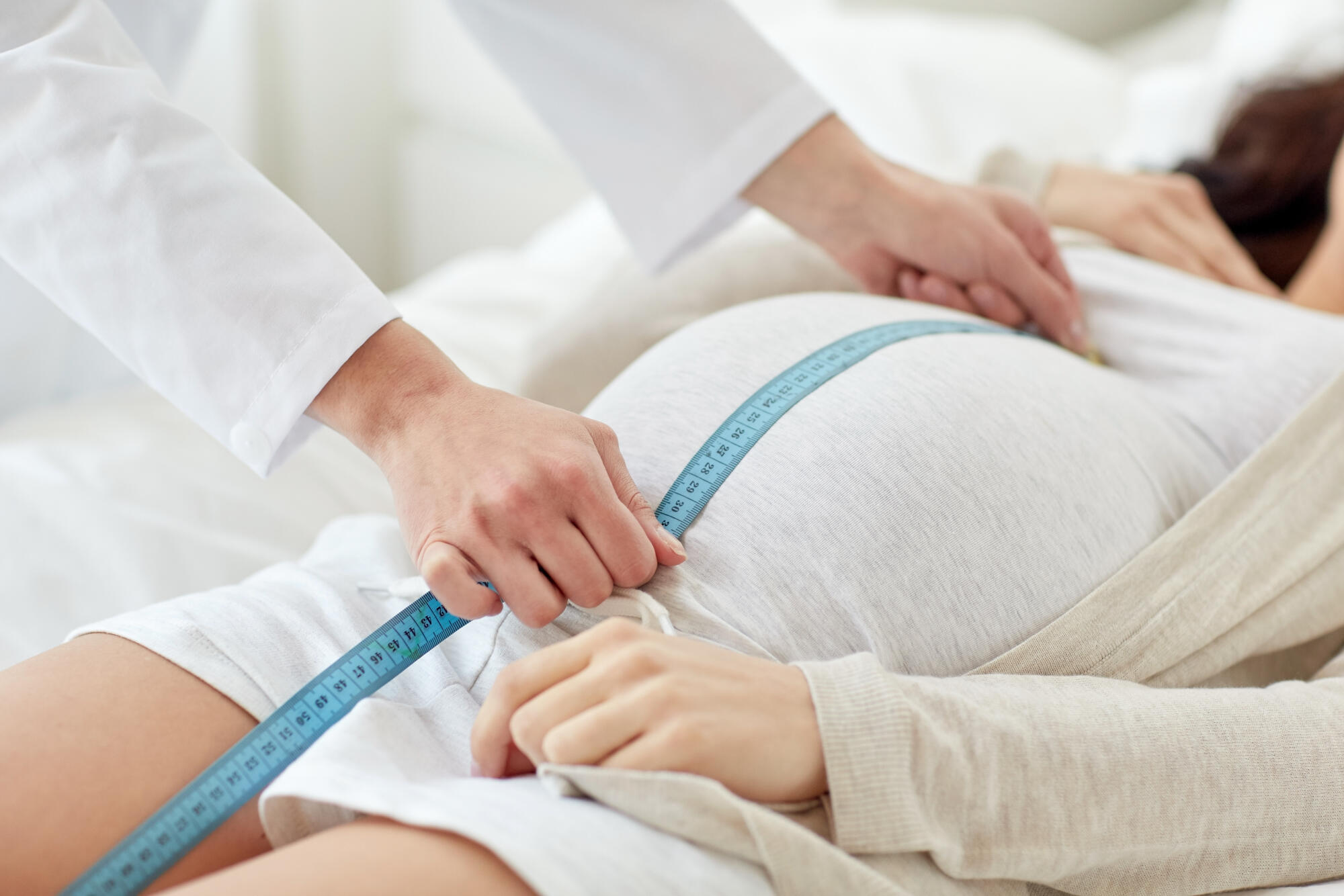 what is an obstetrician